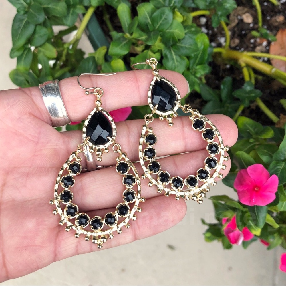 Kendra Scott Gaia Earrings in Black - Picture 1 of 4